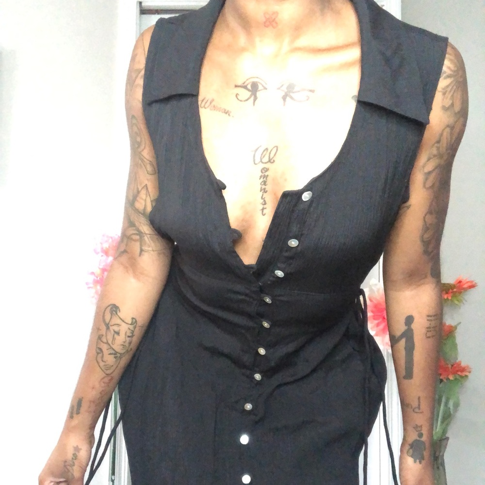 90s Black collared button up dress 🖤